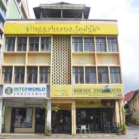 Singgahsana Lodge Kuching Esterno foto